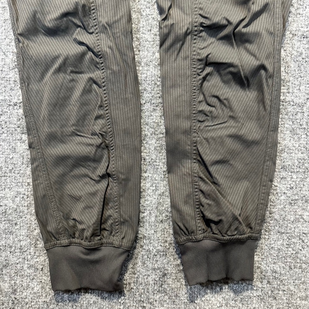 Lululemon Dance Studio Jogger Women 2 Grey Pinstripe Athleisure Yoga Pants - Picture 2 of 9